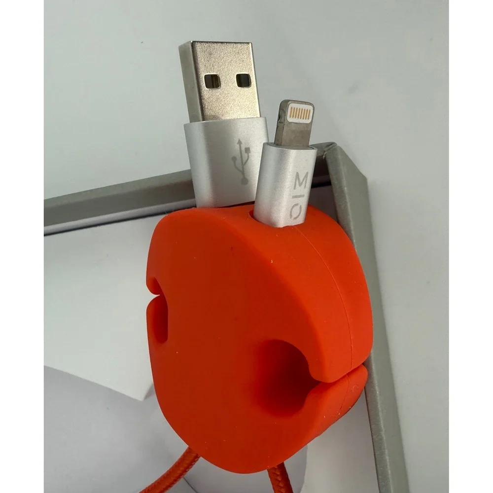 Motile Sport Power Cord Lightning to USB-A Cable with Silicone Travel Case NEW